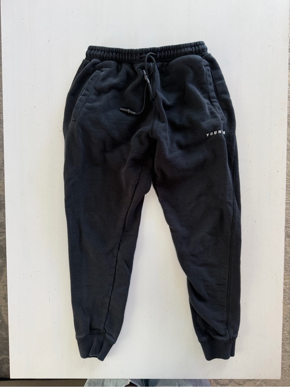 Black Men’s young la joggers size Medium